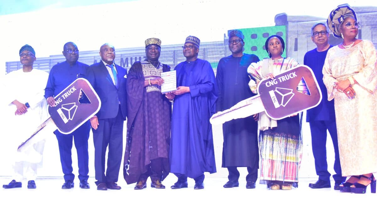 Dangote Splashes N11bn In Gifts, Cash On Cement Distributors, Customers At Awards Nite