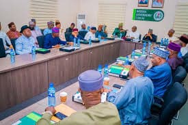 State Speakers, Governors Team Up on Constitution Review