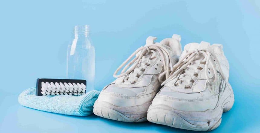 How to Wash Sneakers the Right Way!
