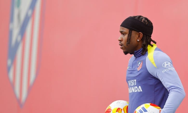Lookman Takes No.22 at Atletico, Bids Emotional Farewell to Atalanta