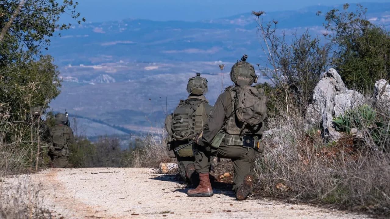 Israeli Forces Arrest Senior Jamaa Islamiya Member in Overnight Operation