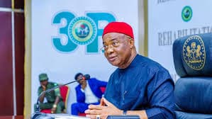 Uzodimma Welcomes PDP Members into APC in Im