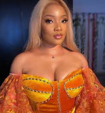 God is not never late” — Businesswoman JennysGlow announces her pregnancy months after being called barren.