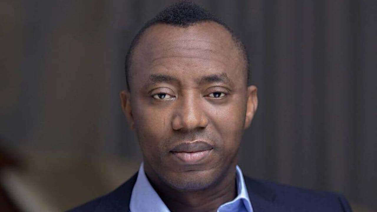 Drama in Court as Judge Clashes with Sowore’s Lawyer During DSS Trial