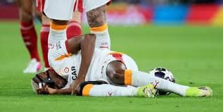 Osimhen Set for Early Comeback as Galatasaray Coach Offers Injury Update