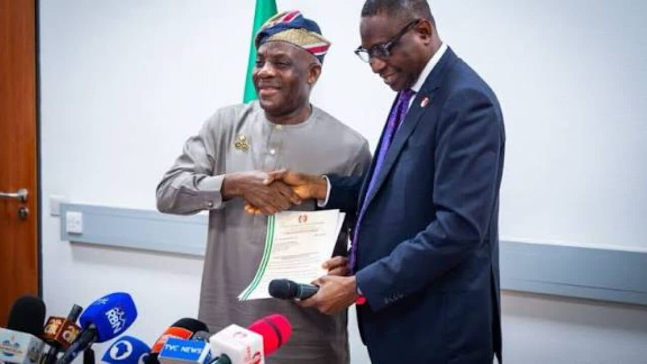EFCC Donates 1,452 Recovered Items to Education Ministry to Support Schools Nationwide