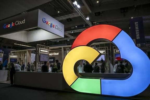 AI Boom Drives Alphabet's Profit to Record $112 Billion