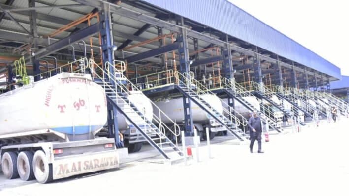 We&#8217;re selling fuel at N960 per litre for ships while N990 per litre for trucks. &#8211; Dangote