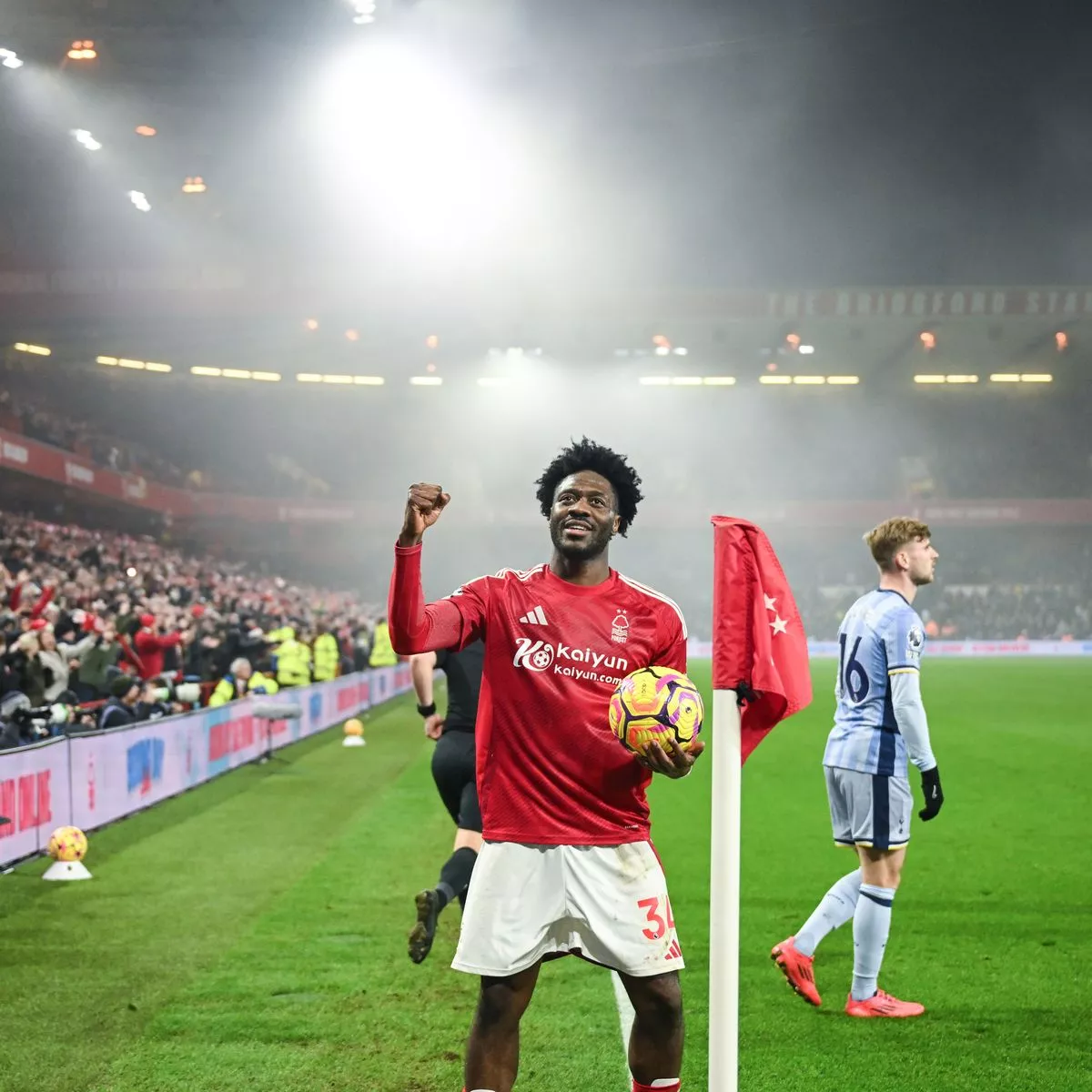 Ola Aina secures contract extension with Nottingham Forest