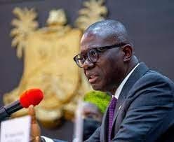 Lagos shuts 35 supermarkets for selling expired products