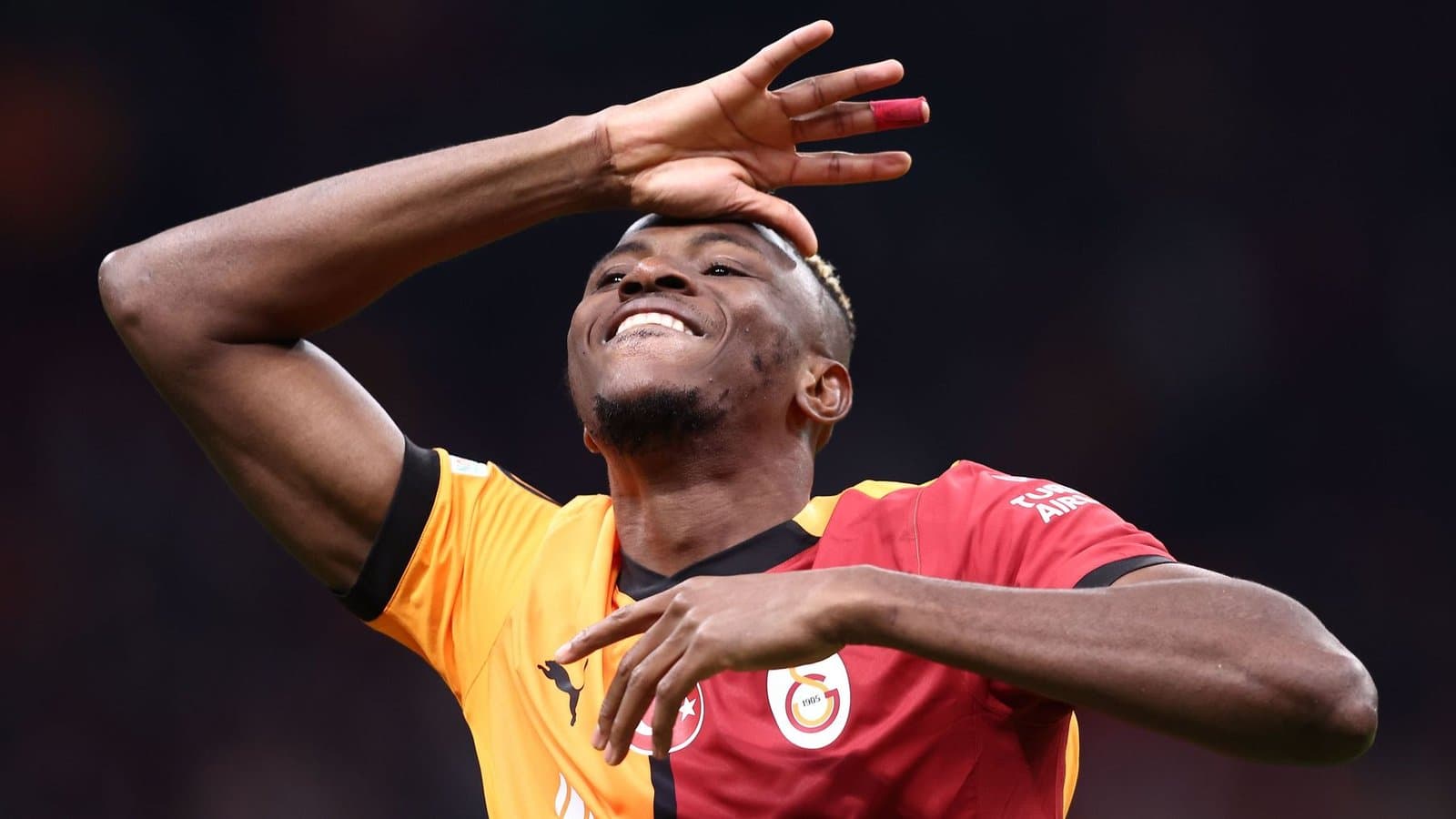 Man United hold meeting to advance Osimhen Move
